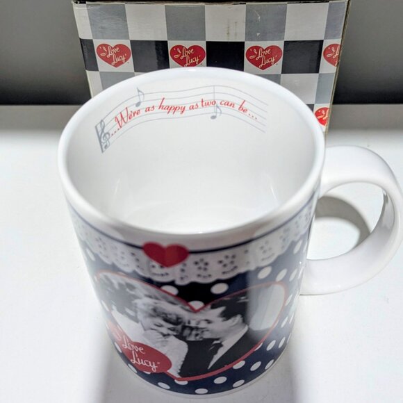 I Love Lucy – Lucy & Ricky 18oz Collectible Mug - Picture 4 of 5